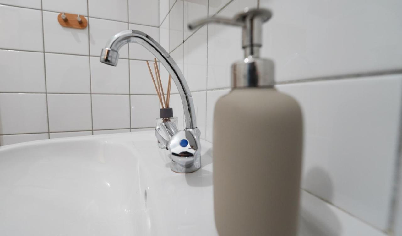 Cozynite Premium Apartment Hernals 1 Vienna Esterno foto